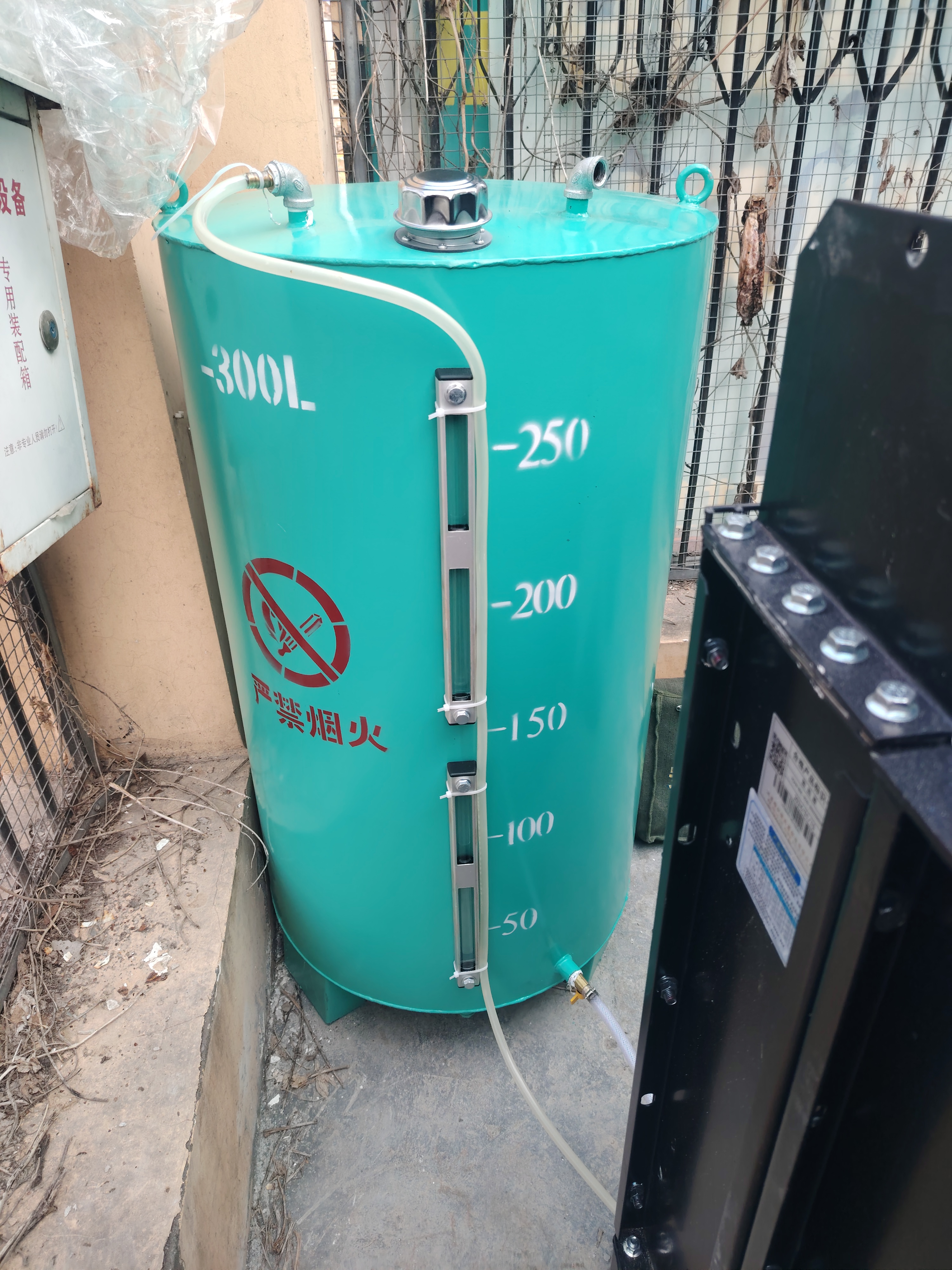 學(xué)校訂購100kw柴油發(fā)電機(jī)組(圖3)