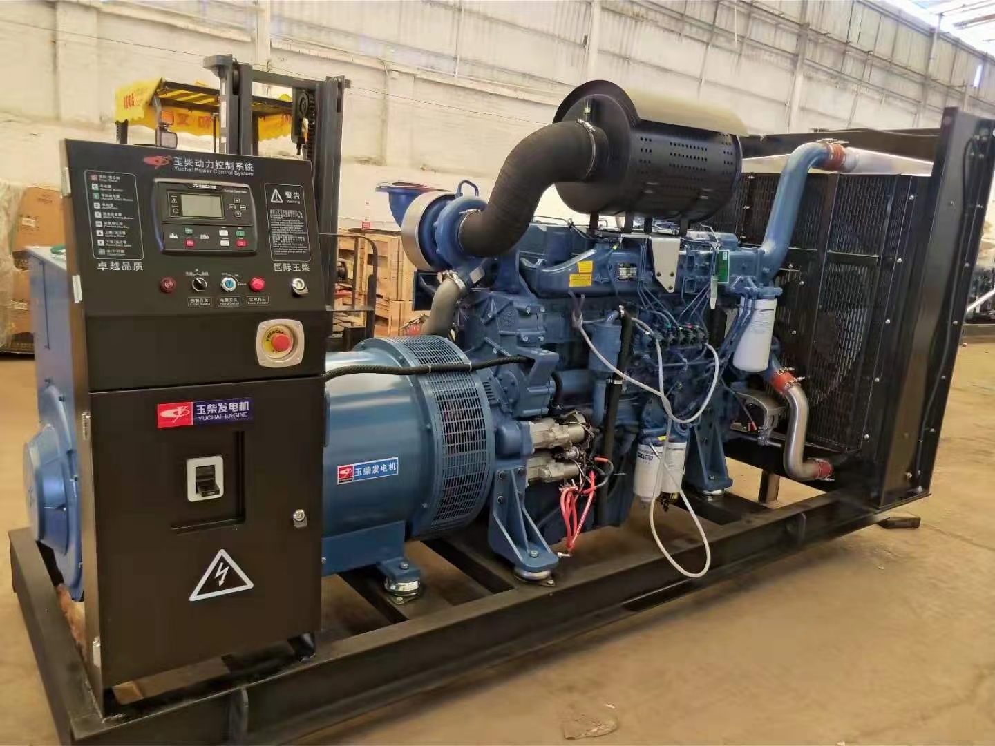 玉柴300kw千瓦YC6MJ500L-D21柴油發電機組
